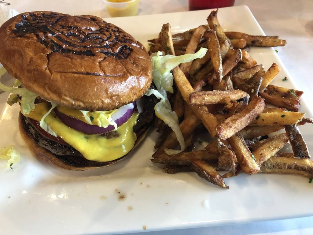 Shell Shack | restaurant | 7918 S Broadway Ave, Tyler, TX 75703, USA | 9032018601 OR +1 903-201-8601