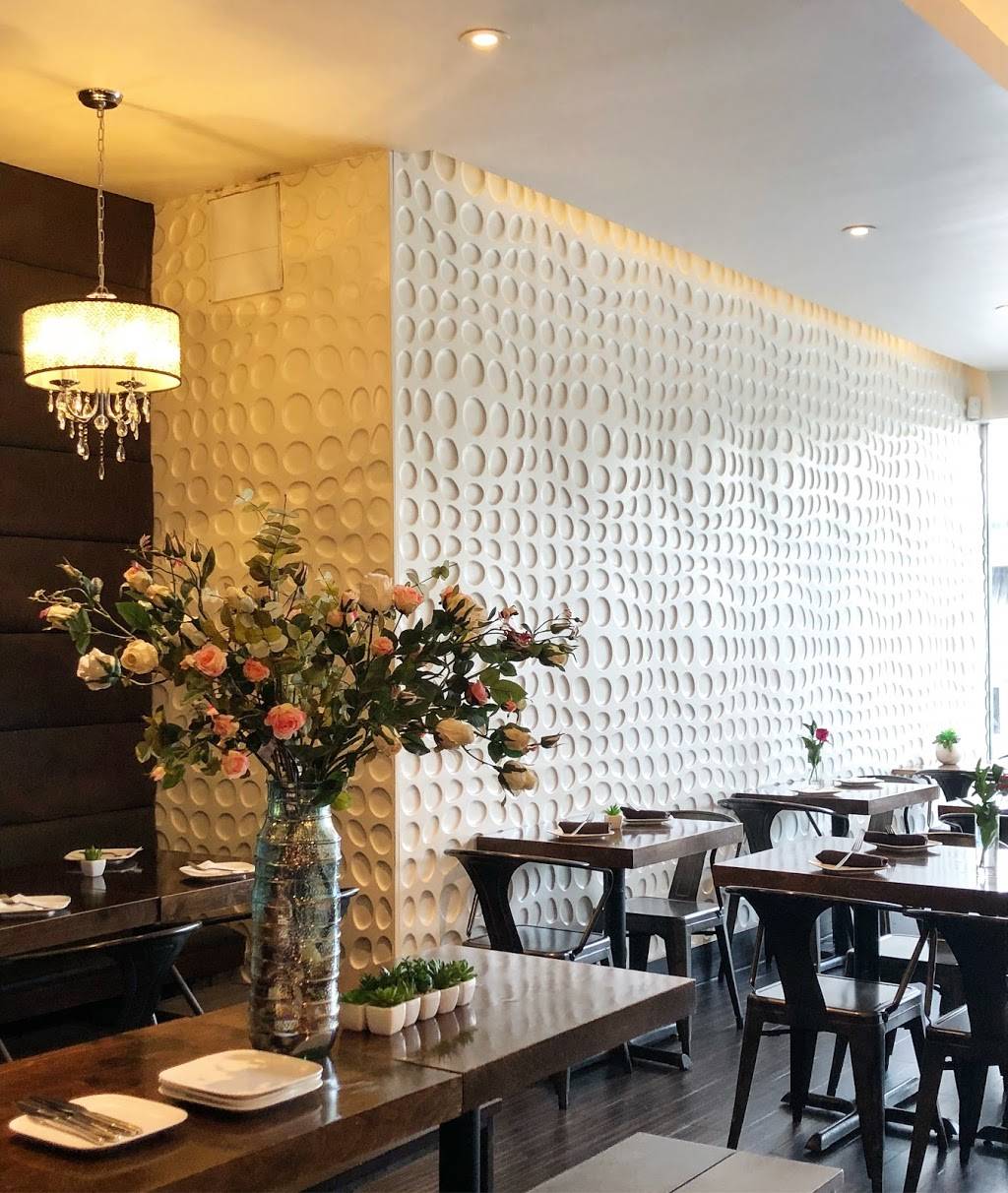 One Waan Thai Restaurant | restaurant | 2922 Diamond St, San Francisco, CA 94131, USA | 4155866742 OR +1 415-586-6742