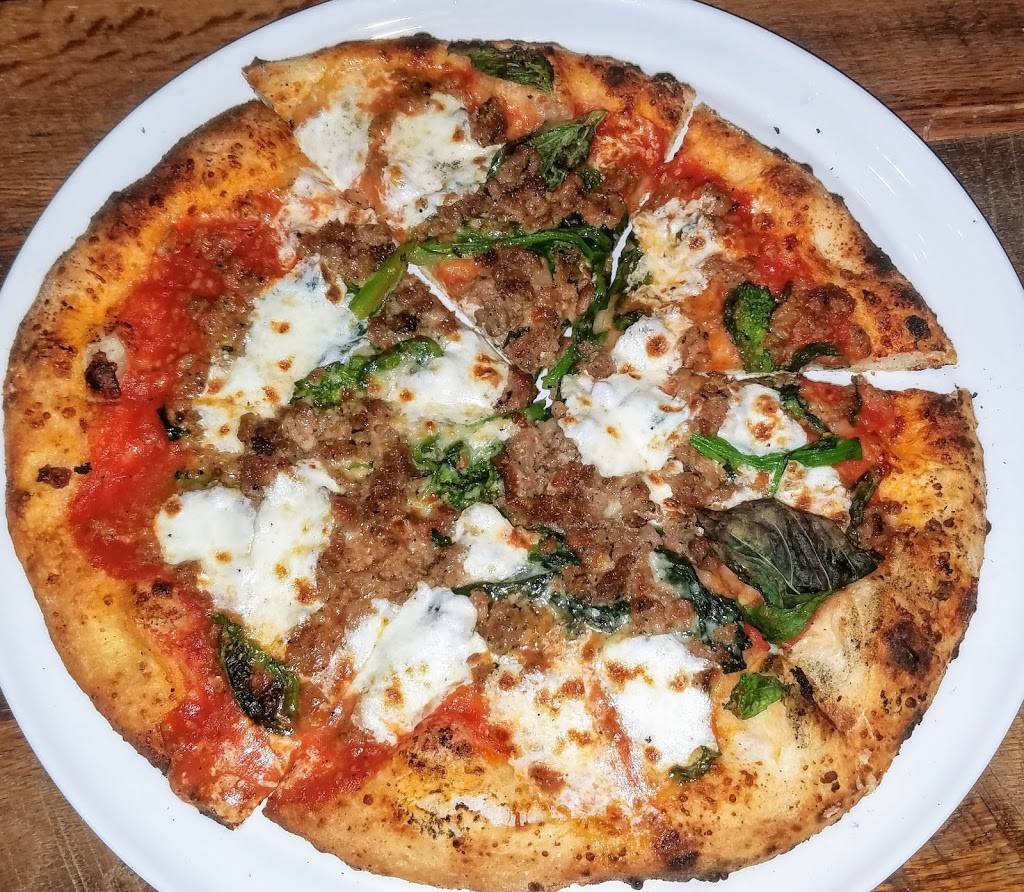 3 Palms Pinecrest | restaurant | 200 Park Ave Suite 146, Highland Hills, OH 44122, USA | 2164501060 OR +1 216-450-1060