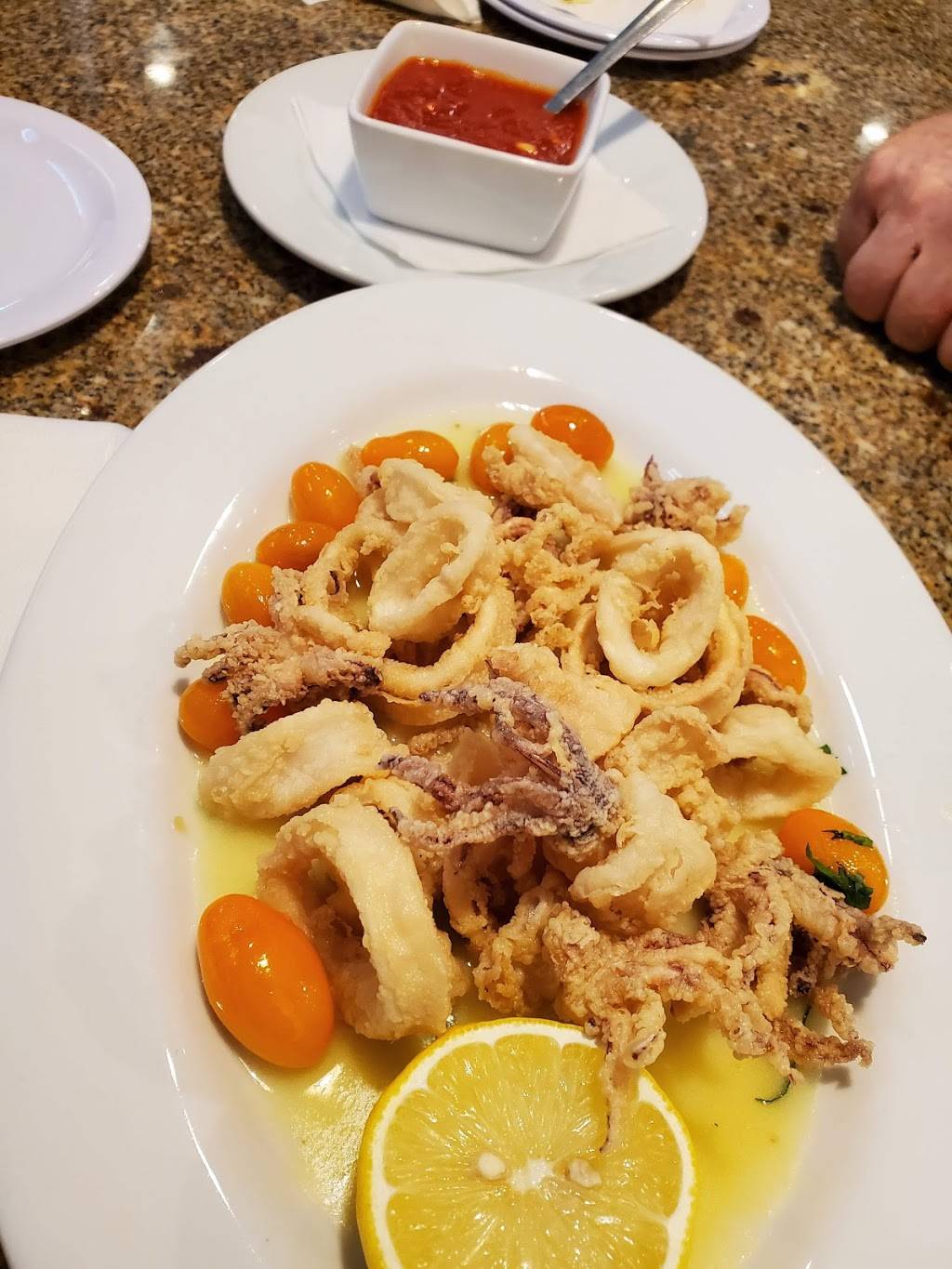 Avellino’s Italian Restaurant | restaurant | 5869 W Atlantic Ave Suite A3, Delray Beach, FL 33484, USA | 5613323544 OR +1 561-332-3544