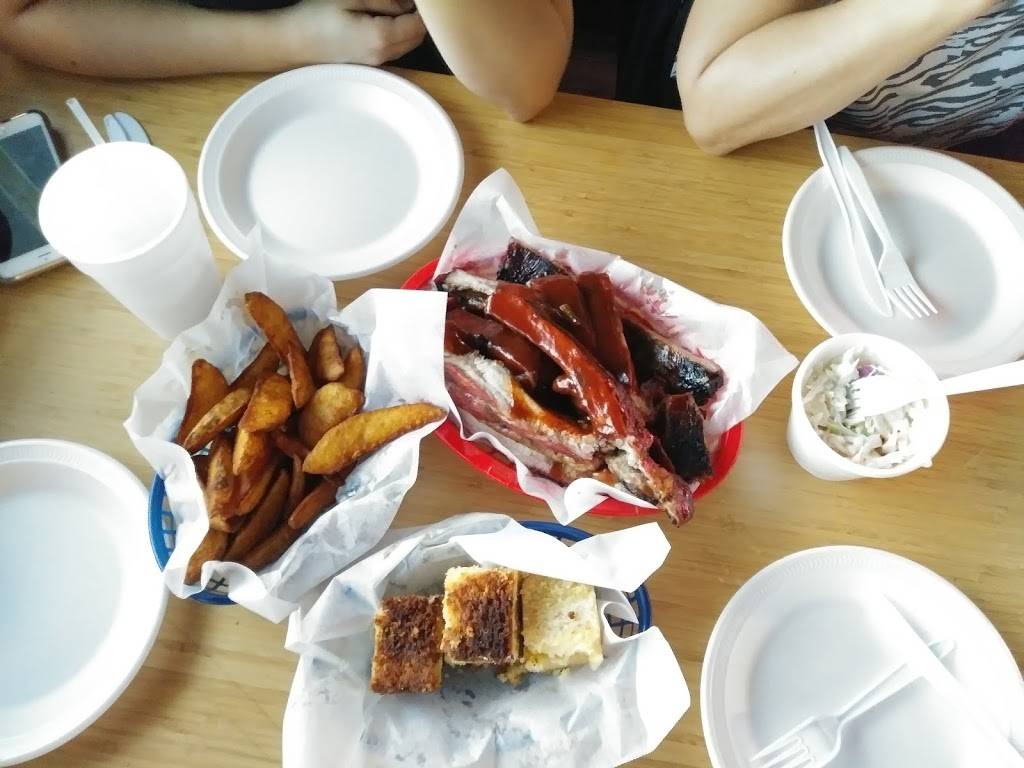 Daddy Dz BBQ Joynt | restaurant | 264 Memorial Dr SE #2139, Atlanta, GA 30312, USA | 4042220206 OR +1 404-222-0206