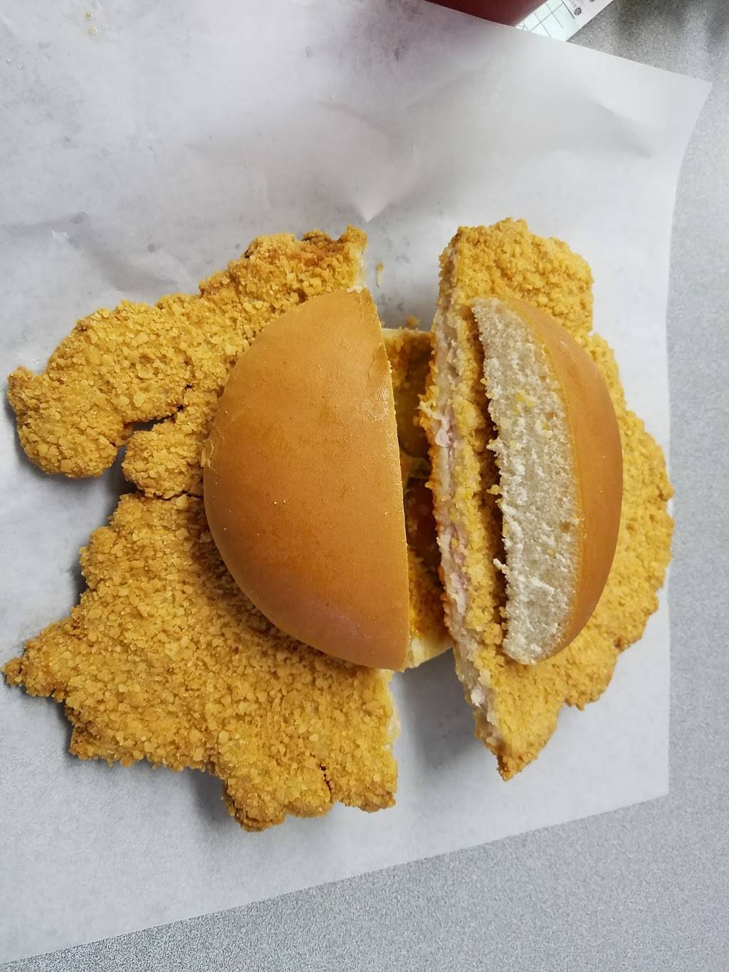 Smittys Tenderloin Shop | restaurant | 1401 Army Post Rd, Des Moines, IA 50315, USA | 5152874742 OR +1 515-287-4742