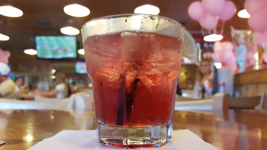 Hooters | restaurant | 2800 Gulf to Bay Blvd, Clearwater, FL 33759, USA | 7277974008 OR +1 727-797-4008