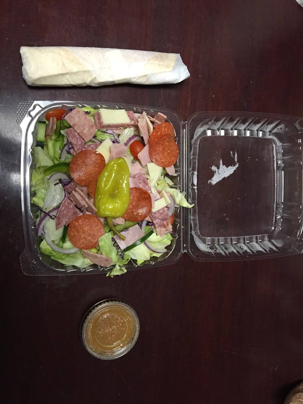 Leos T-Bird Pizza | restaurant | 366 Chandler St, Worcester, MA 01602, USA | 5088310411 OR +1 508-831-0411