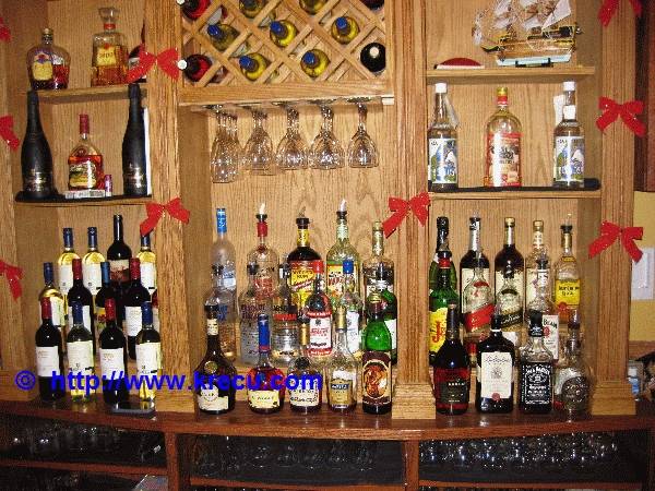 Kikos Market & Restaurant | restaurant | 5077 N Lincoln Ave, Chicago, IL 60625, USA | 7732717006 OR +1 773-271-7006