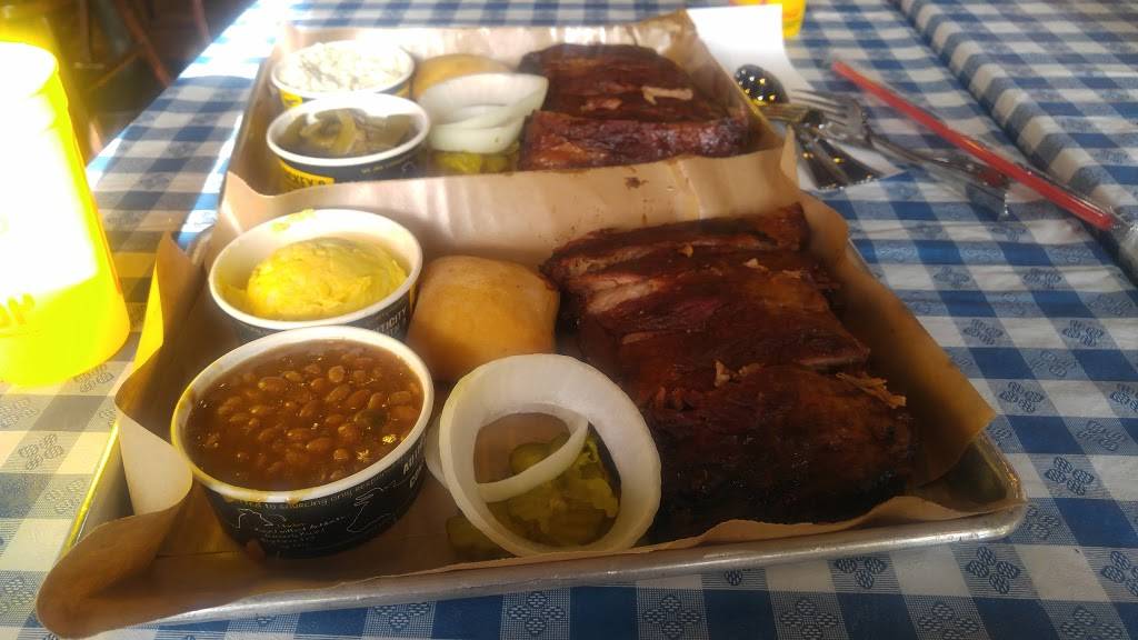 Dickeys Barbecue Pit | restaurant | Colfax & Wadsworth, 1509 Wadsworth Blvd, Lakewood, CO 80214, USA | 3037314549 OR +1 303-731-4549