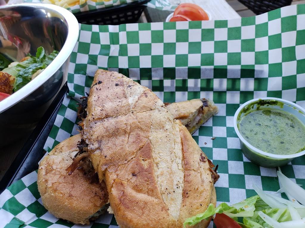 Lucky Dog Sports Bar and Grill | restaurant | 9440 Louetta Rd, Spring, TX 77379, USA | 8326982977 OR +1 832-698-2977