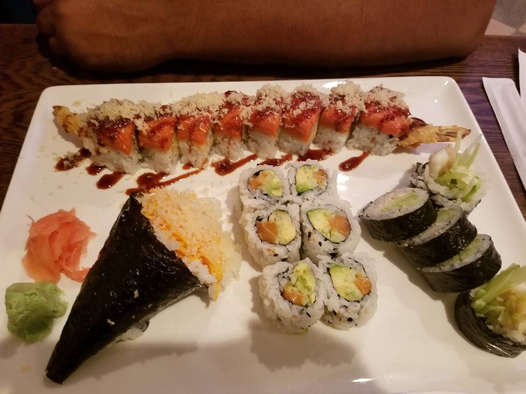 QQ Asian Bistro | restaurant | 367 Windsor Hwy, New Windsor, NY 12553, USA | 8455697108 OR +1 845-569-7108