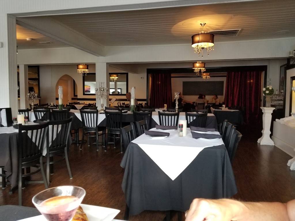 Vine Bistro | restaurant | 9734 N Kings Hwy, Myrtle Beach, SC 29572, USA | 8432327862 OR +1 843-232-7862