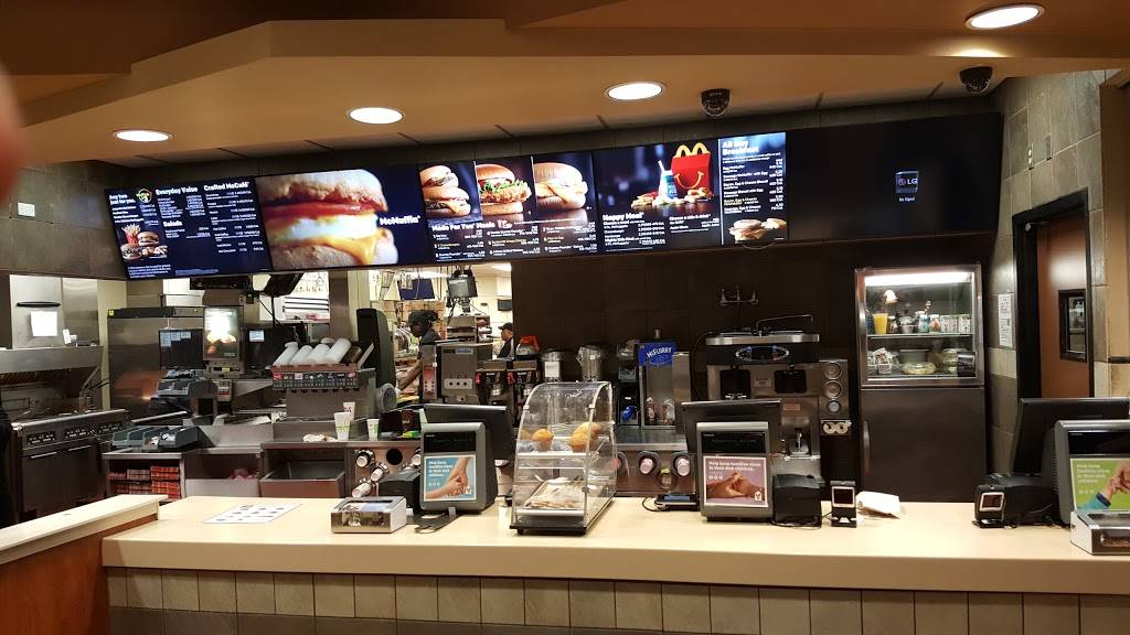 McDonalds | cafe | 5153 W Chicago Ave, Chicago, IL 60651, USA | 7732874687 OR +1 773-287-4687