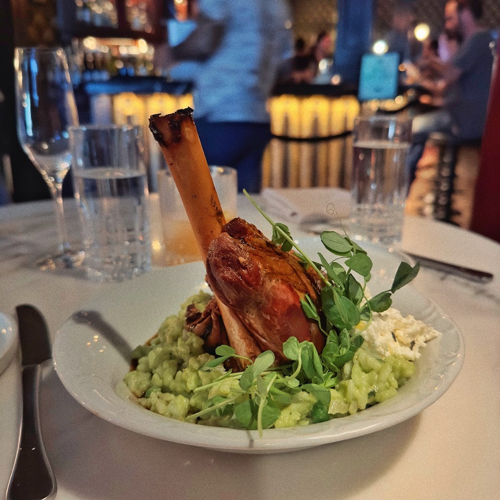 Lola Dining | restaurant | 211 Broad St, Nevada City, CA 95959, USA | 5303627605 OR +1 530-362-7605