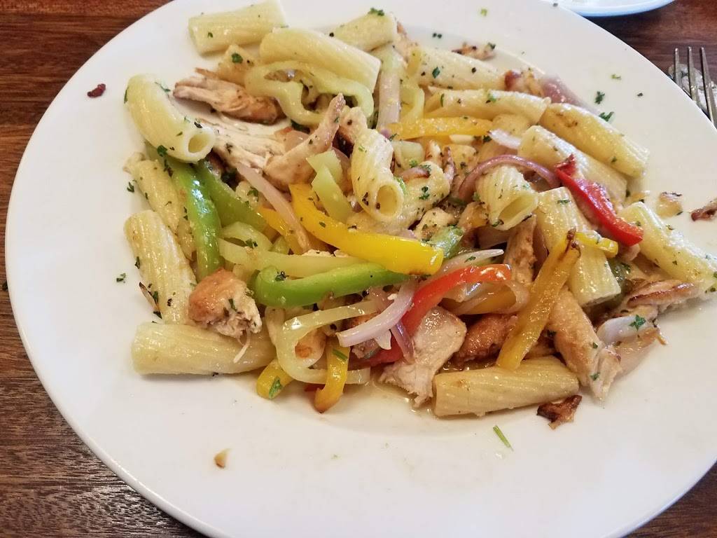 Carieras Cucina Italiana | restaurant | 6565 N Telegraph Rd, Dearborn Heights, MI 48127, USA | 3132784060 OR +1 313-278-4060
