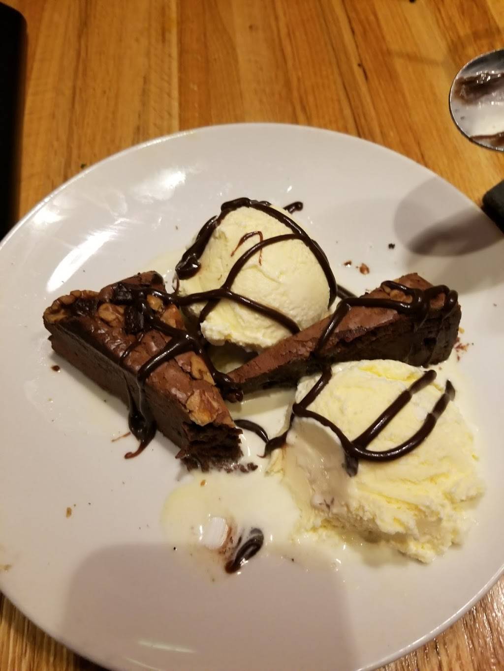 Applebees Grill + Bar | restaurant | 1901 Memorial Dr, Waycross, GA 31501, USA | 9122859359 OR +1 912-285-9359