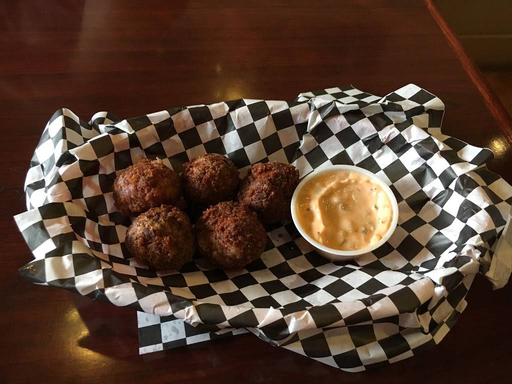 Clear Lake Grill | restaurant | 4450 Clear Lake Rd, Grass Lake, MI 49240, USA | 7344758883 OR +1 734-475-8883