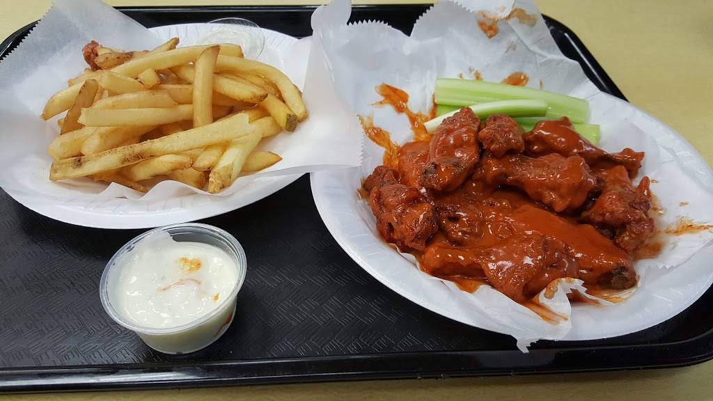 Planet Wings | restaurant | 104 Virginia Rd, White Plains, NY 10603, USA | 9149494994 OR +1 914-949-4994