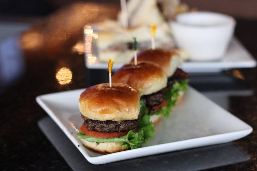 Rooneys Food and Spirits | restaurant | 17626 140th Ave NE, Woodinville, WA 98072, USA | 4254813586 OR +1 425-481-3586