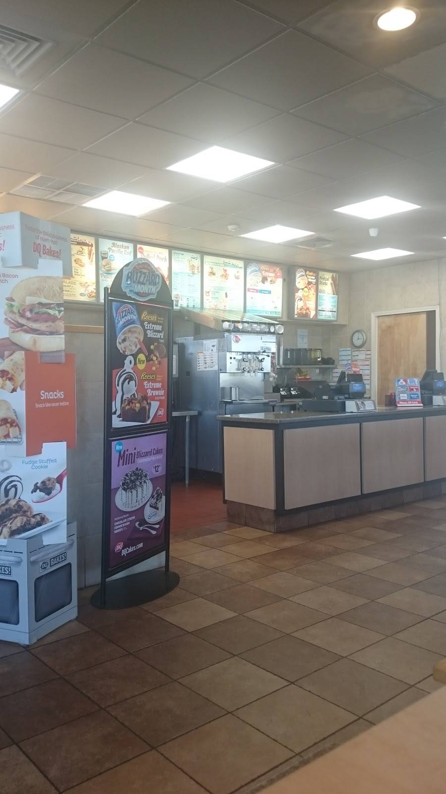 Dairy Queen Grill & Chill | restaurant | 810 Edwardsville Rd, Troy, IL 62294, USA | 6186673868 OR +1 618-667-3868