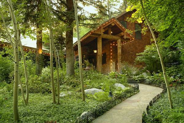 Log Haven | meal takeaway | 6451 Millcreek Canyon Rd, Salt Lake City, UT 84109, USA | 8012728255 OR +1 801-272-8255