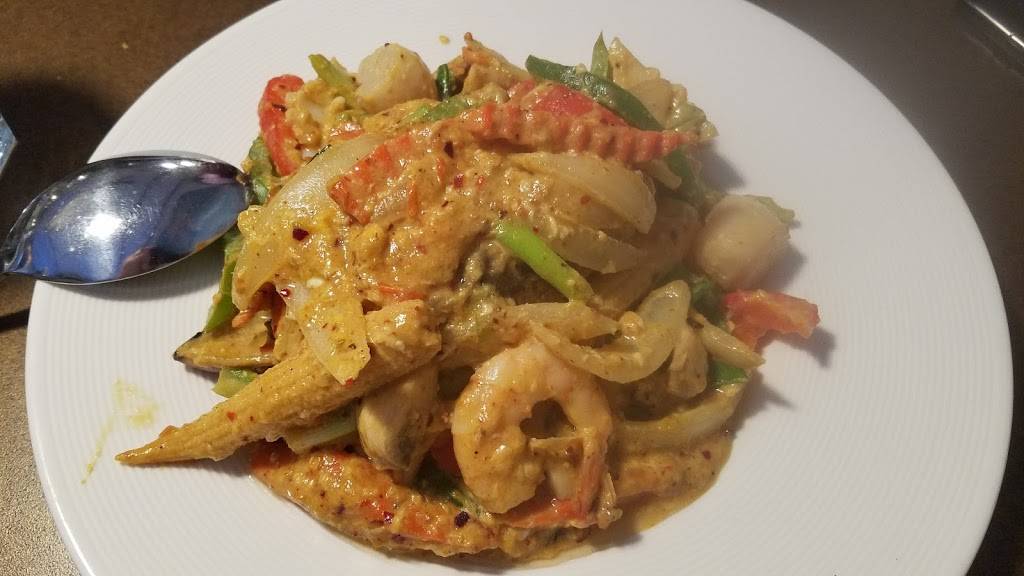 Pear Thai Cuisine | restaurant | 710 Commercial Ave, Anacortes, WA 98221, USA | 3602934004 OR +1 360-293-4004