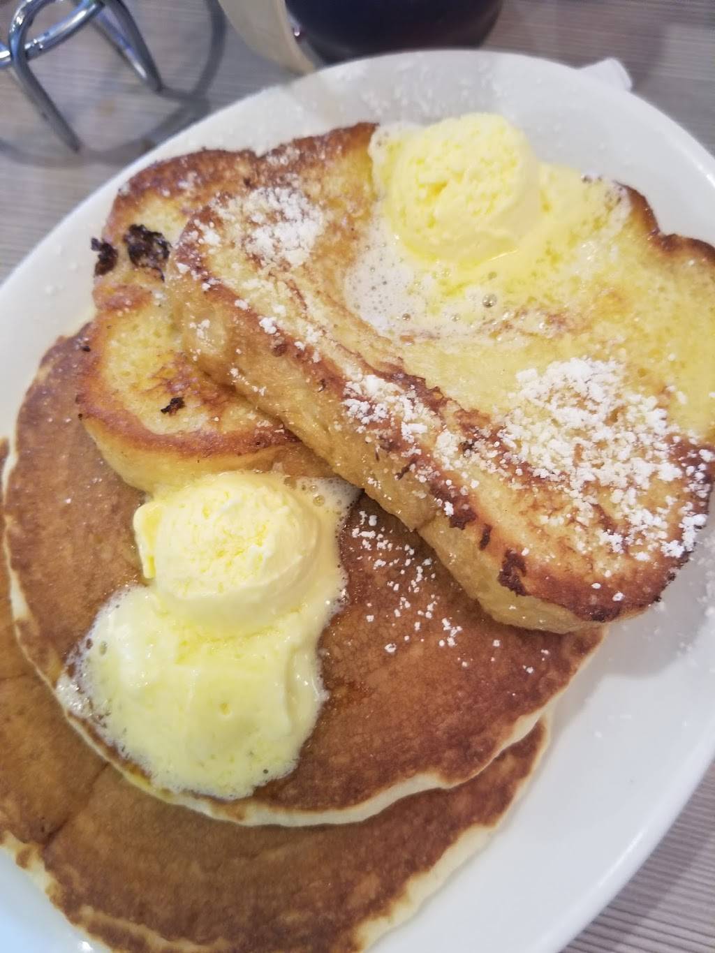 Perkins Restaurant & Bakery | restaurant | 7451 W Irlo Bronson Memorial Hwy, Kissimmee, FL 34747, USA | 4073960845 OR +1 407-396-0845