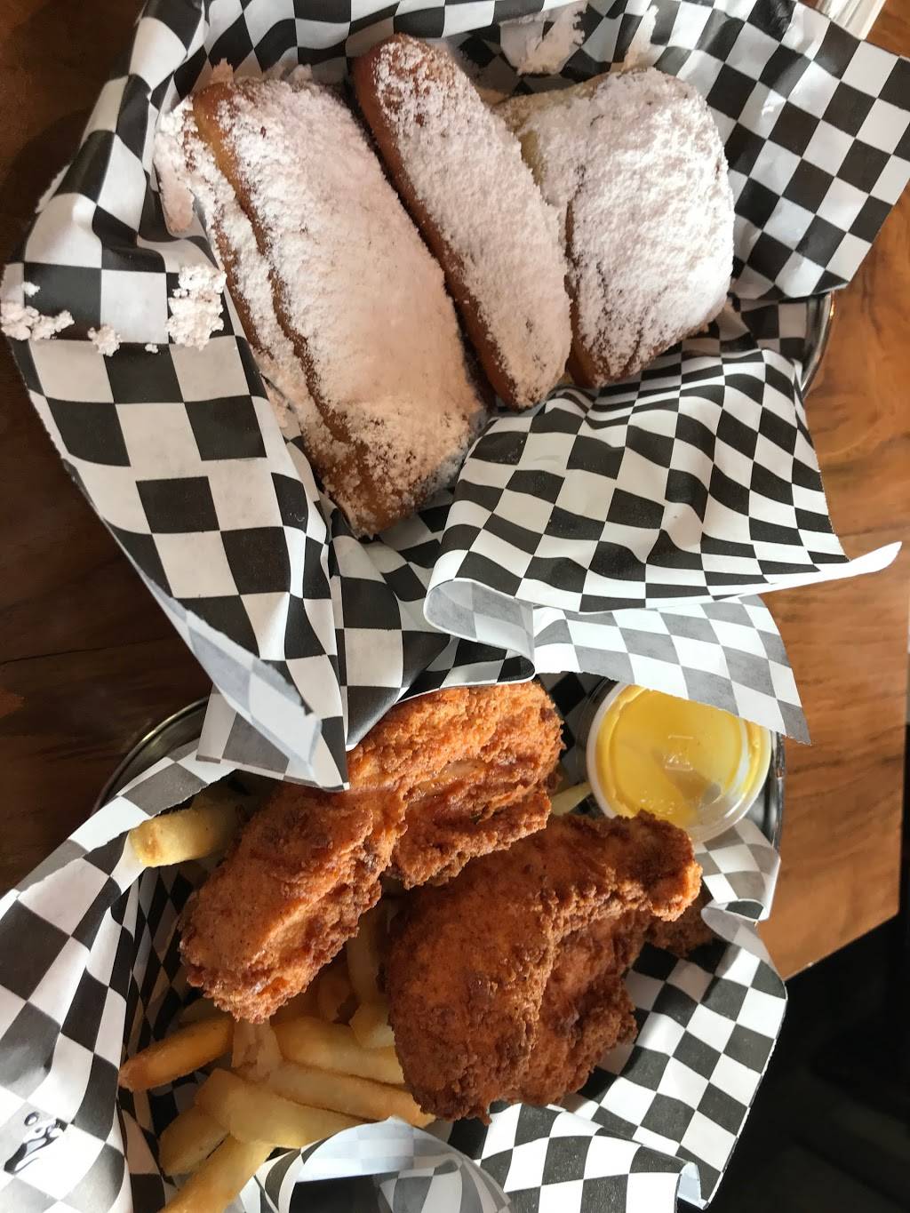 Queens Louisiana Po-Boy Cafe | restaurant | 33 The Embarcadero, San Francisco, CA 94133, USA | 4153971507 OR +1 415-397-1507