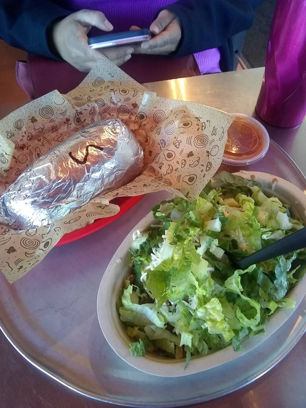 Chipotle Mexican Grill | restaurant | 2558 W Schaumburg Rd, Schaumburg, IL 60194, USA | 8478398580 OR +1 847-839-8580