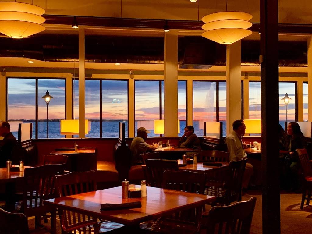 Hefner Grill | restaurant | 9201 Lake Hefner Pkwy, Oklahoma City, OK 73120, USA | 4057486113 OR +1 405-748-6113