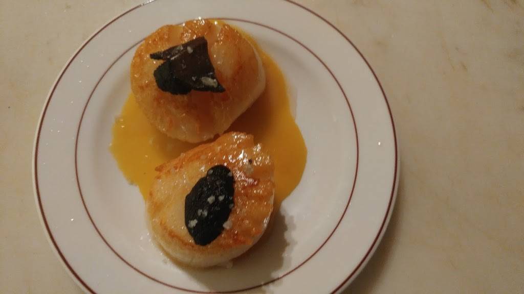 Chez Grace - Nouveau French Cuisine | restaurant | 89 2nd St # 3, Coralville, IA 52241, USA | 3193381738 OR +1 319-338-1738