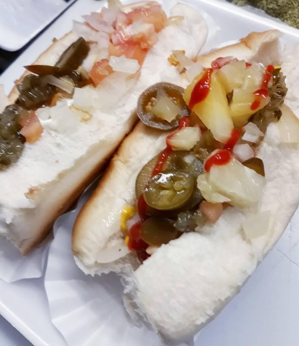 hot dogs el güedogs | restaurant | Prolongacion Calzada Cortez 1956 4, Hidalgo, 22880 Ensenada, B.C., Mexico | 016461249836 OR +52 646 124 9836