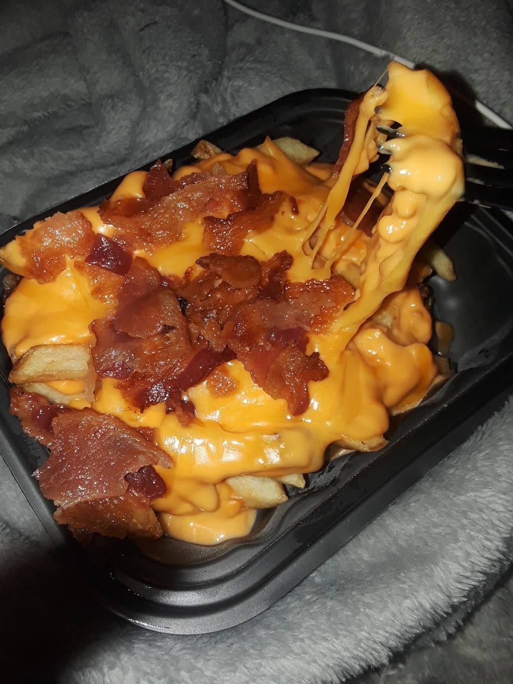 Wendys | restaurant | 2133 E Livingston Ave, Columbus, OH 43209, USA | 6142354693 OR +1 614-235-4693