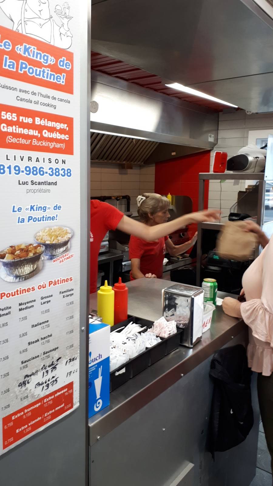 Restaurant Le Petit Hector | restaurant | 565 Rue Bélanger, Gatineau, QC J8L 2M7, Canada | 8199863838 OR +1 819-986-3838