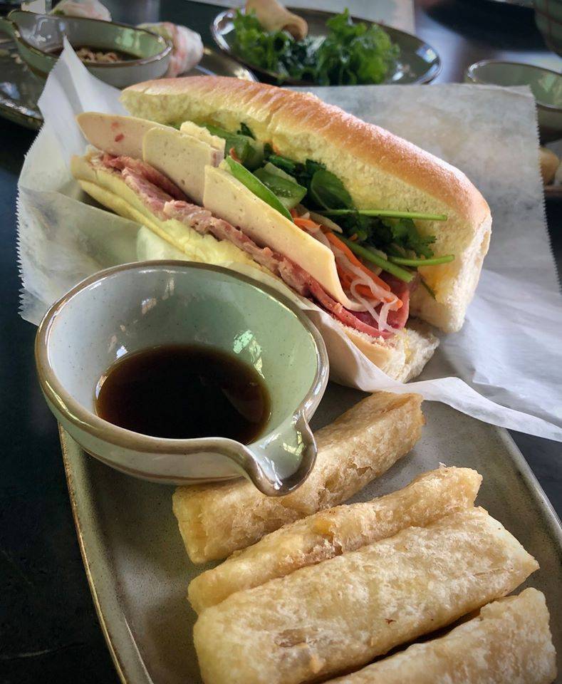 Chom Chom Vietnamese Kitchen | restaurant | 2390 Chamblee Tucker Rd Ste 101, Chamblee, GA 30341, USA | 4703753190 OR +1 470-375-3190