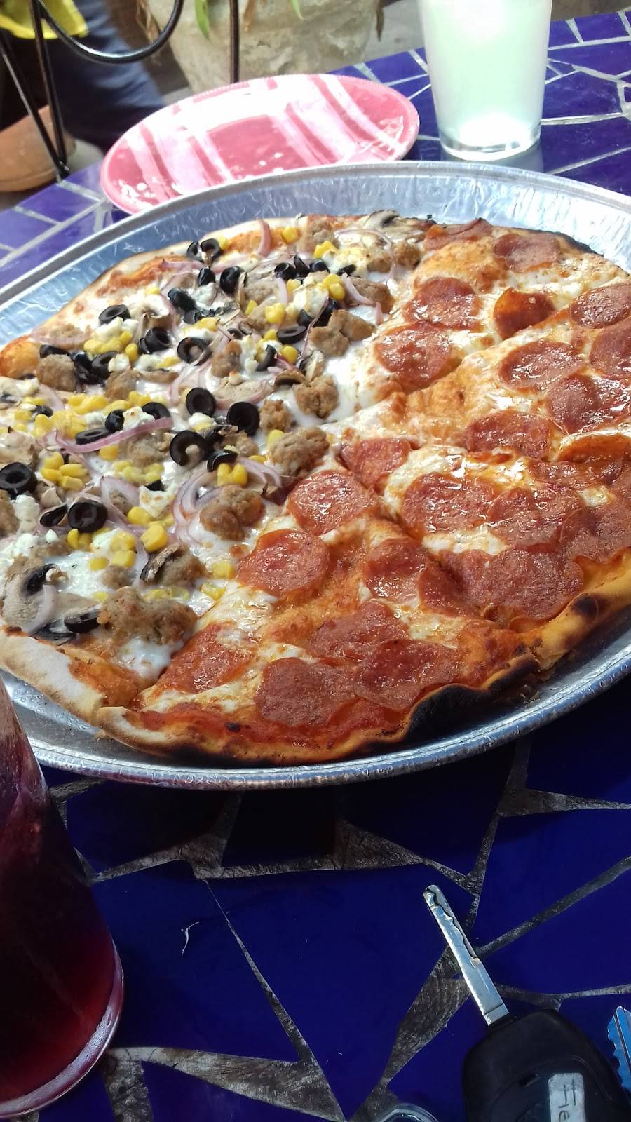 Rustic Road Firewood Cusine | restaurant | Carretera Libre Tij-ens Col Cuenca Diaz B.C., Popotla, mazatlan, Hermenegildo Cuenca Diaz, 22710 Rosarito, B.C., Mexico | 016611206708 OR +52 661 120 6708