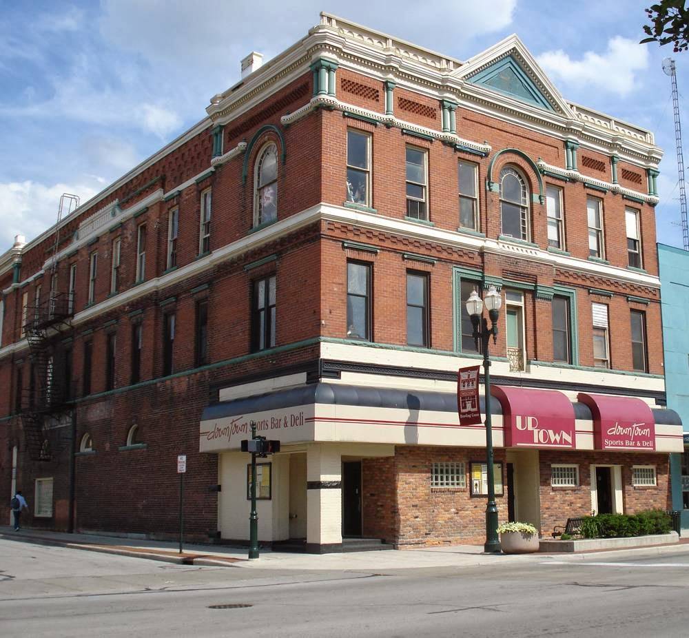 Uptown-Downtown | night club | 162 N Main St, Bowling Green, OH 43402, USA | 4193529310 OR +1 419-352-9310