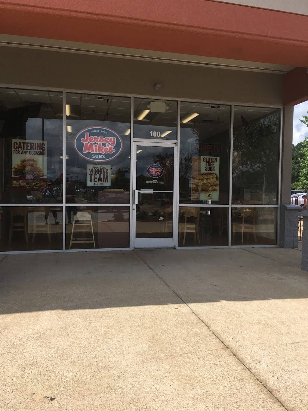Jersey Mikes Subs | restaurant | 1081 Vann Dr Suite 100, Jackson, TN 38305, USA | 7317364114 OR +1 731-736-4114