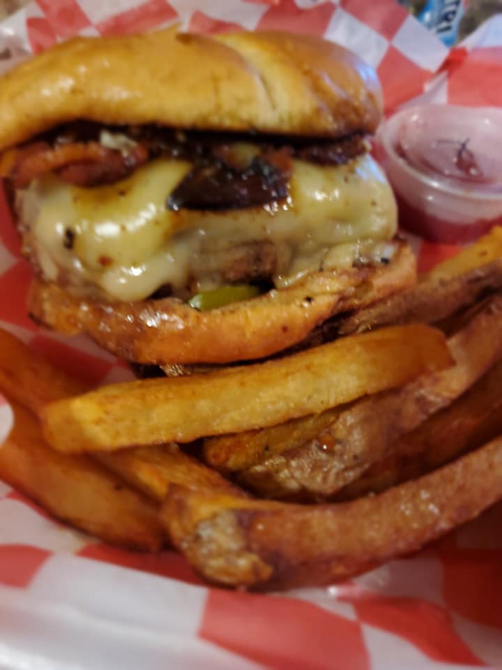 Lockhart Grill | restaurant | 8240 E 41st St, Tulsa, OK 74145, USA | 9186376759 OR +1 918-637-6759