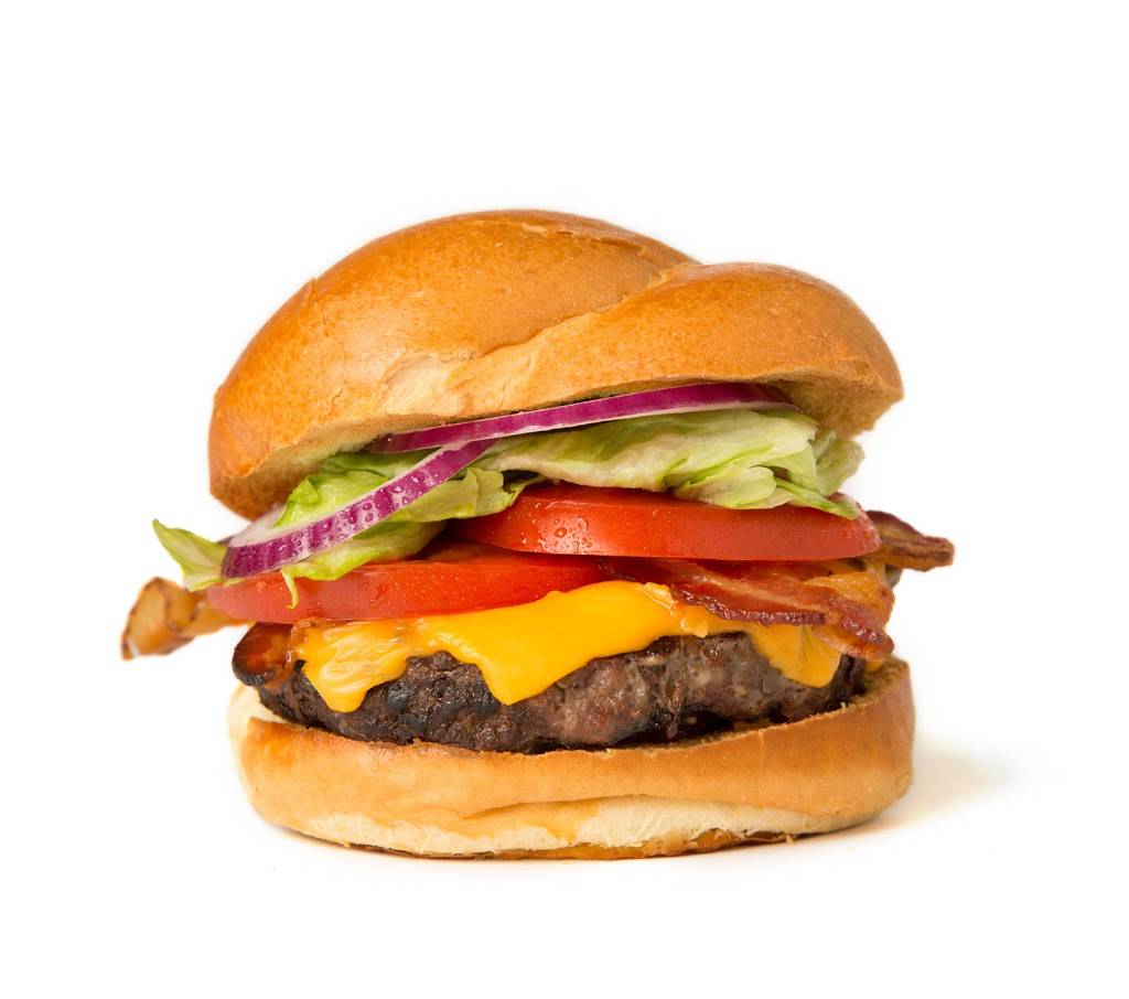 Houlihans | restaurant | 2200 Centreville Rd, Herndon, VA 20170, USA | 7036740454 OR +1 703-674-0454