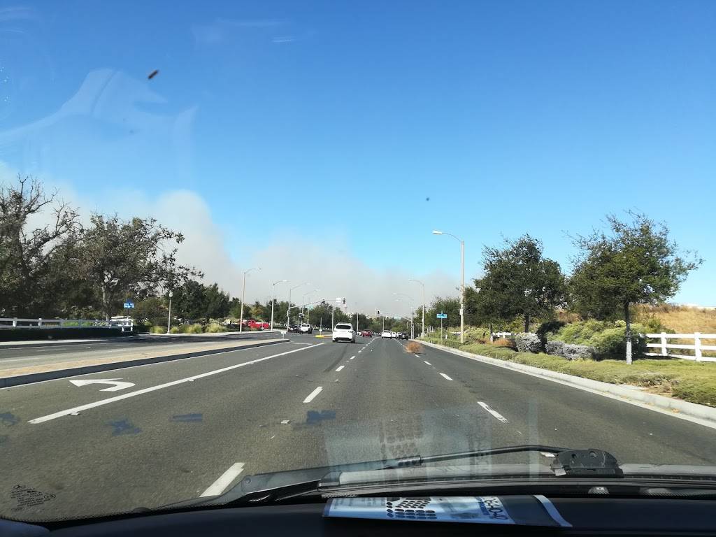 The Oaks Club at Valencia | restaurant | 26550, Heritage View Ln, Valencia, CA 91381, USA | 6612881995 OR +1 661-288-1995