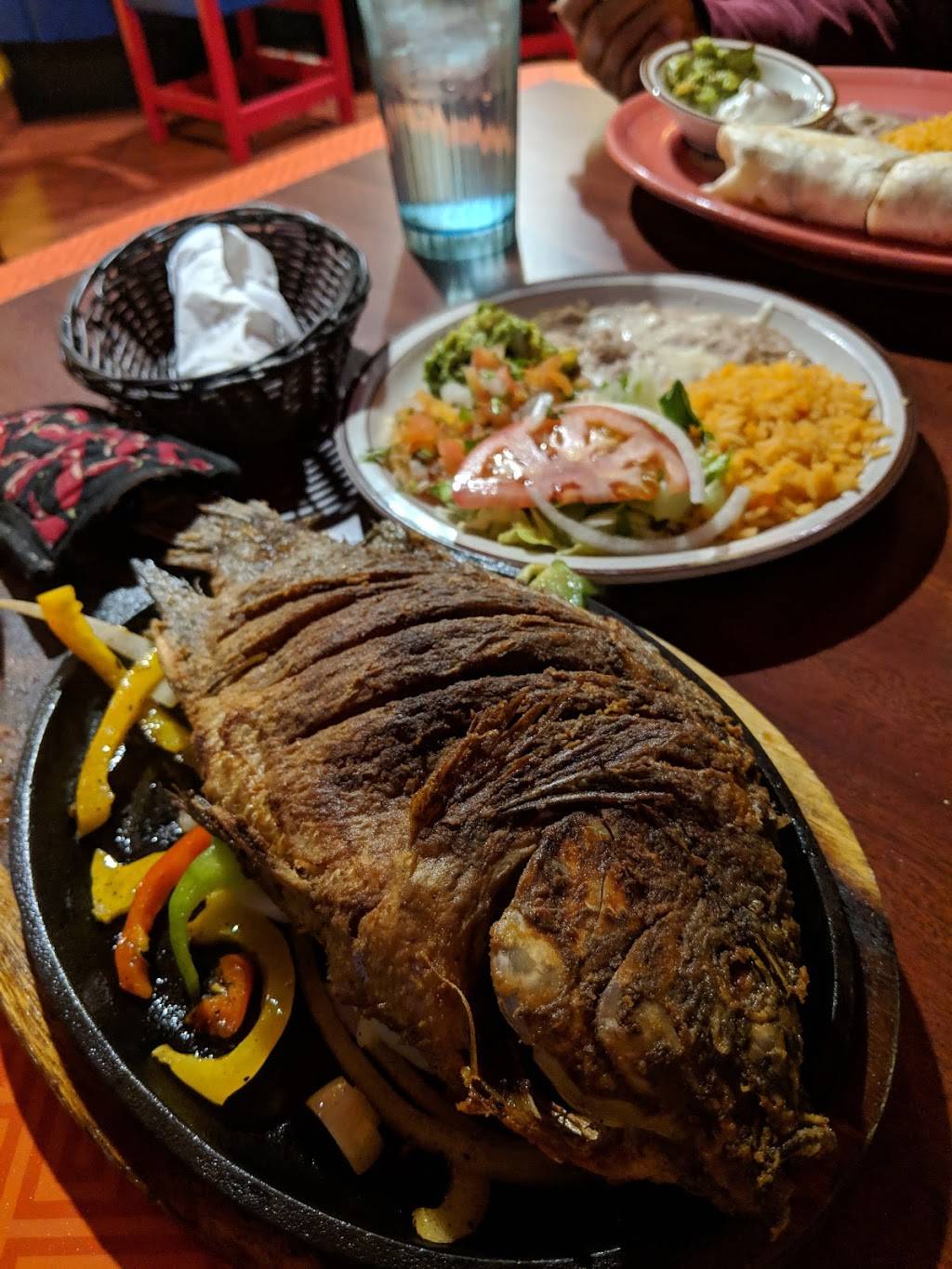 Casa Blanca Restaurant | restaurant | 3658, 66370 Pierson Blvd, Desert Hot Springs, CA 92240, USA | 7602515922 OR +1 760-251-5922