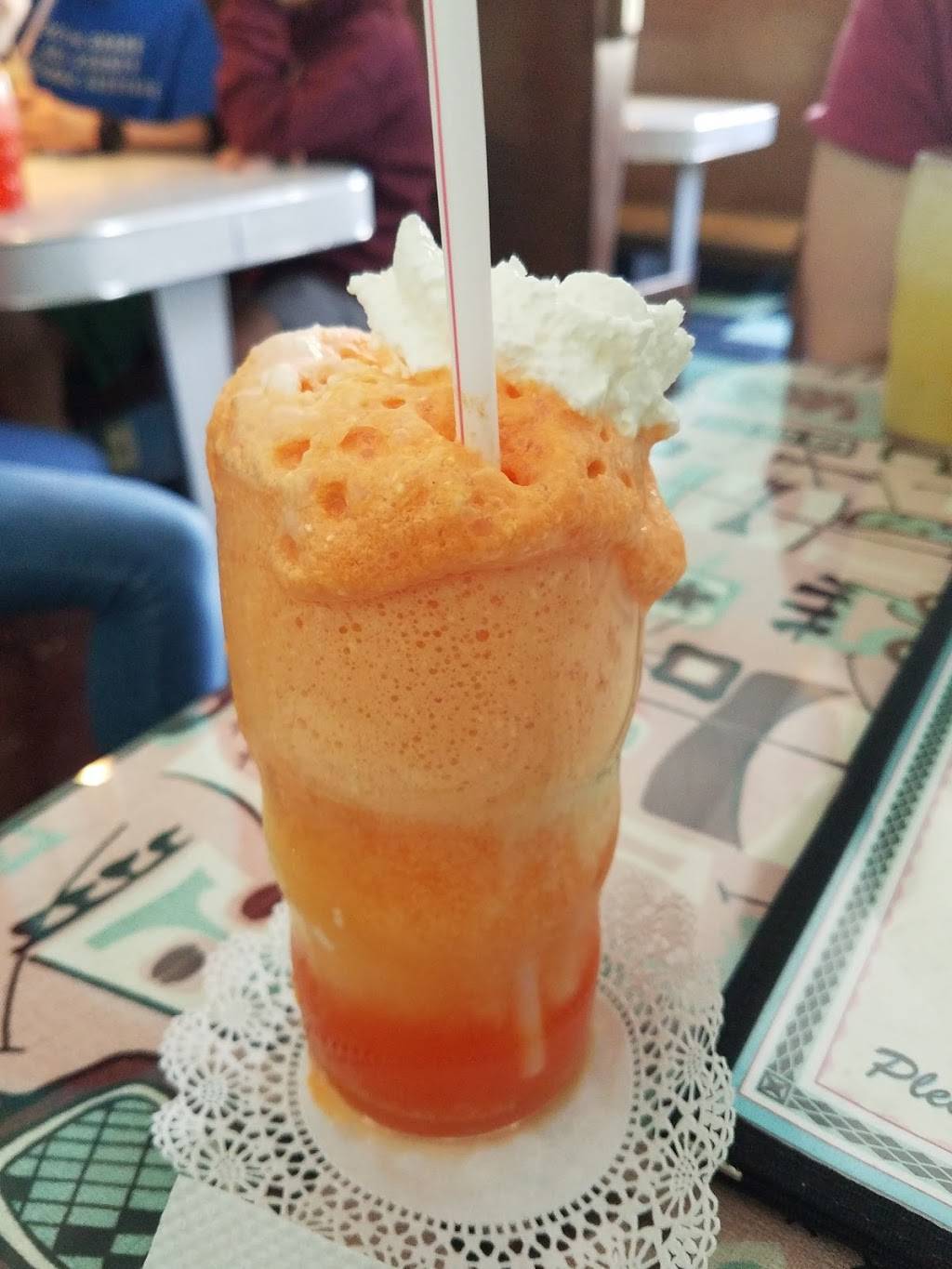 Pops Ice Cream | cafe | 1916 Memorial Ave SW, Roanoke, VA 24015, USA | 5403452129 OR +1 540-345-2129