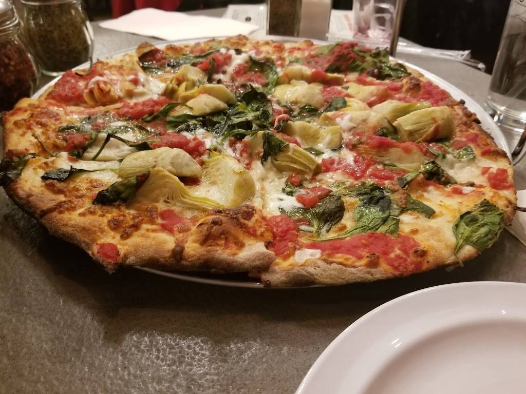 DeLorenzos Tomato Pies | restaurant | 1707 Yardley Langhorne Rd, Yardley, PA 19067, USA | 2154931006 OR +1 215-493-1006