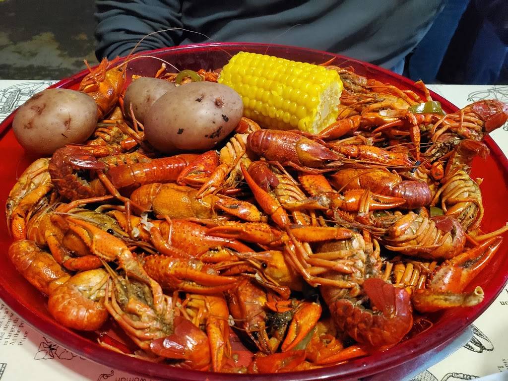 Tarantos Crawfish | restaurant | 12404 John Lee Rd, Biloxi, MS 39532, USA | 2283920990 OR +1 228-392-0990