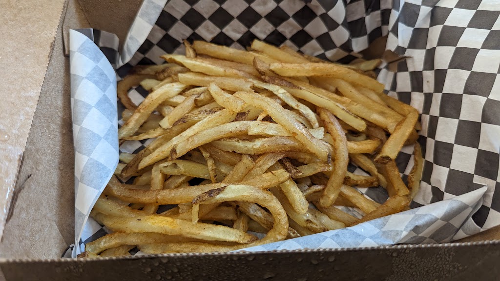 Whiskey Foxtrot Burger Shoppe | restaurant | 1919 28th Ave S STE 113, Homewood, AL 35209, USA | 2058348648 OR +1 205-834-8648