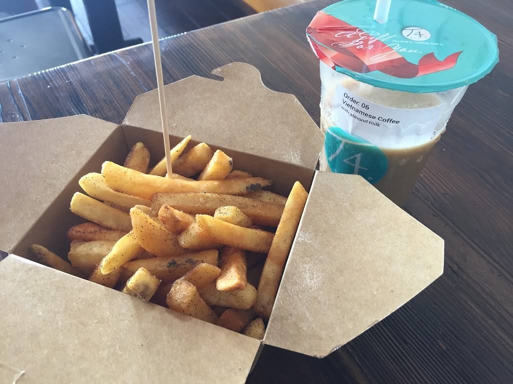 T4 Tea For U. | restaurant | 1702 N Bristol St Ste. B, Santa Ana, CA 92706, USA | 7146670888 OR +1 714-667-0888