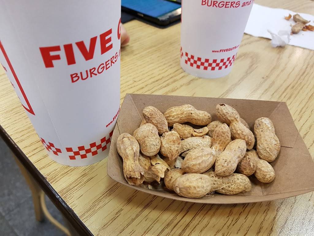 Five Guys | meal takeaway | 859 TX-121, Lewisville, TX 75067, USA | 9723158601 OR +1 972-315-8601