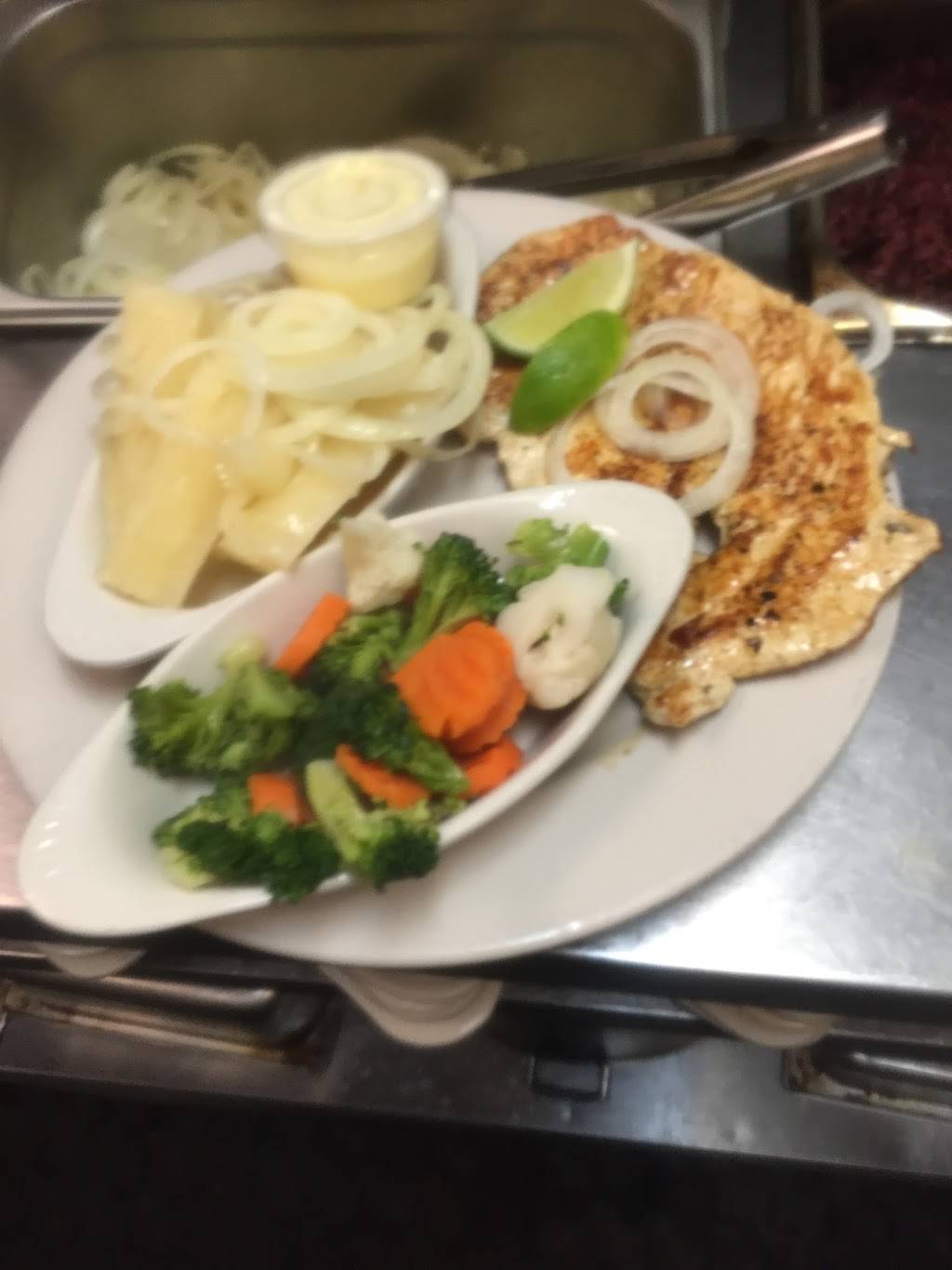 Latin Corner Cafe | restaurant | 6305 E 8th Ave, Hialeah, FL 33013, USA | 3056810499 OR +1 305-681-0499