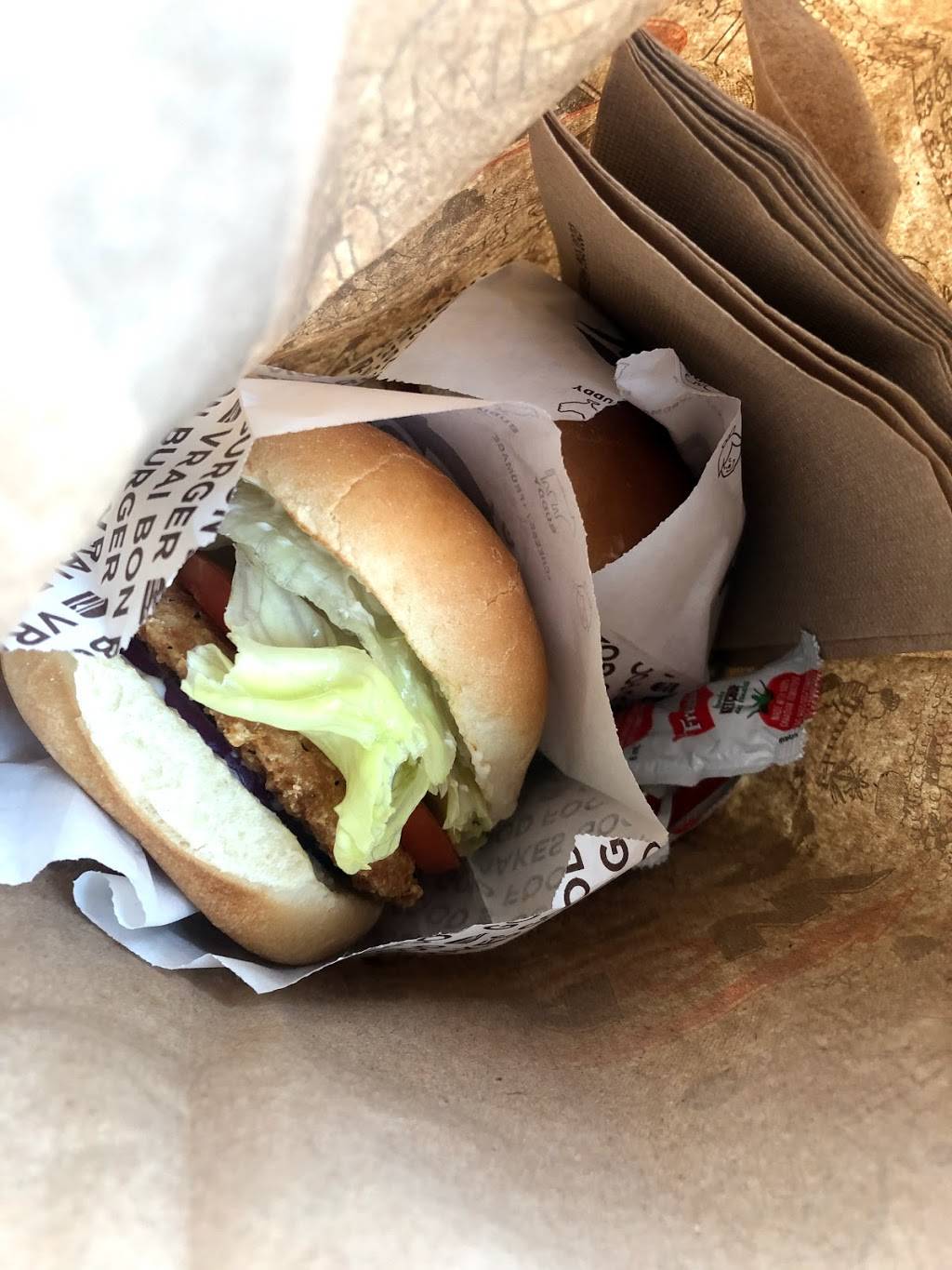 A&W Canada | restaurant | 577 Holland St W, Bradford, ON L3Z 0C1, Canada | 9057755682 OR +1 905-775-5682