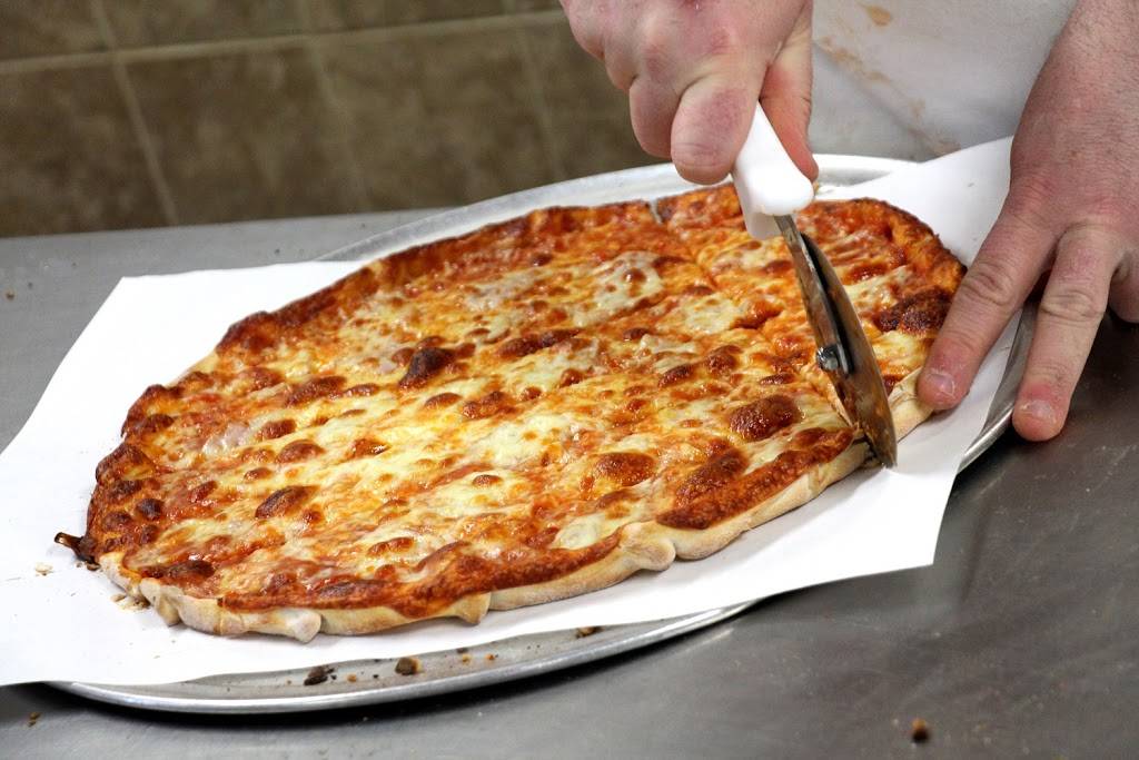 Sammys Pizza & Restaurant | meal delivery | 103 W 1st St, Duluth, MN 55802, USA | 2187278551 OR +1 218-727-8551