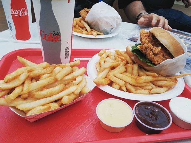 Chicken Now | restaurant | 4969 International Dr, Orlando, FL 32819, USA | 4073544889 OR +1 407-354-4889