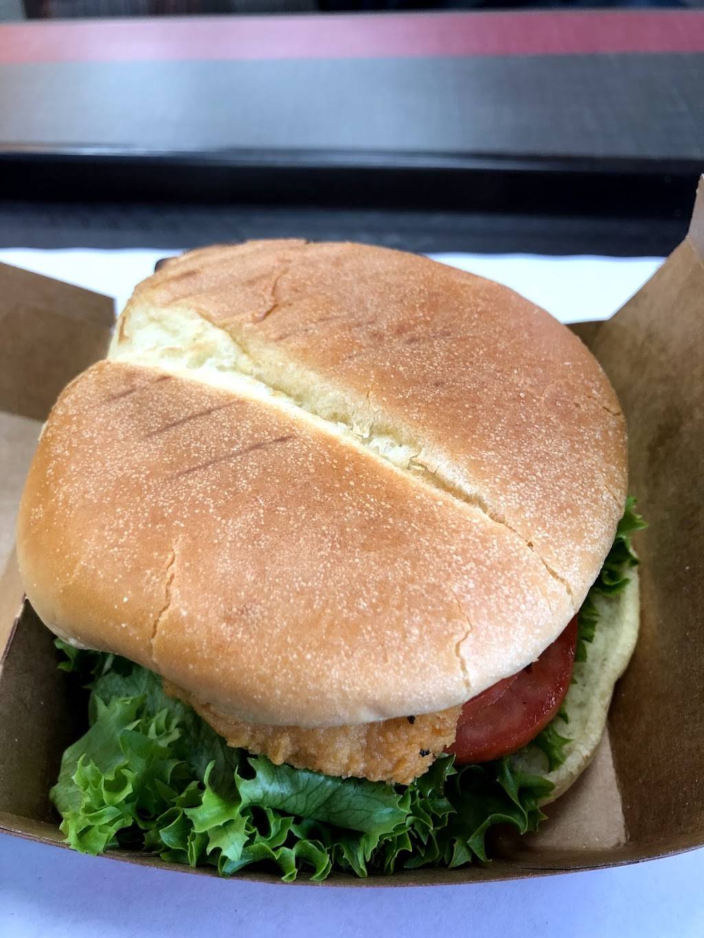 Texas Chicken and Burgers | restaurant | 2407 Steinway St, Astoria, NY 11103, USA | 9177450661 OR +1 917-745-0661